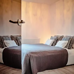 Homely Place Casa Verona - Stary Rynek - Parking Apartment Posen